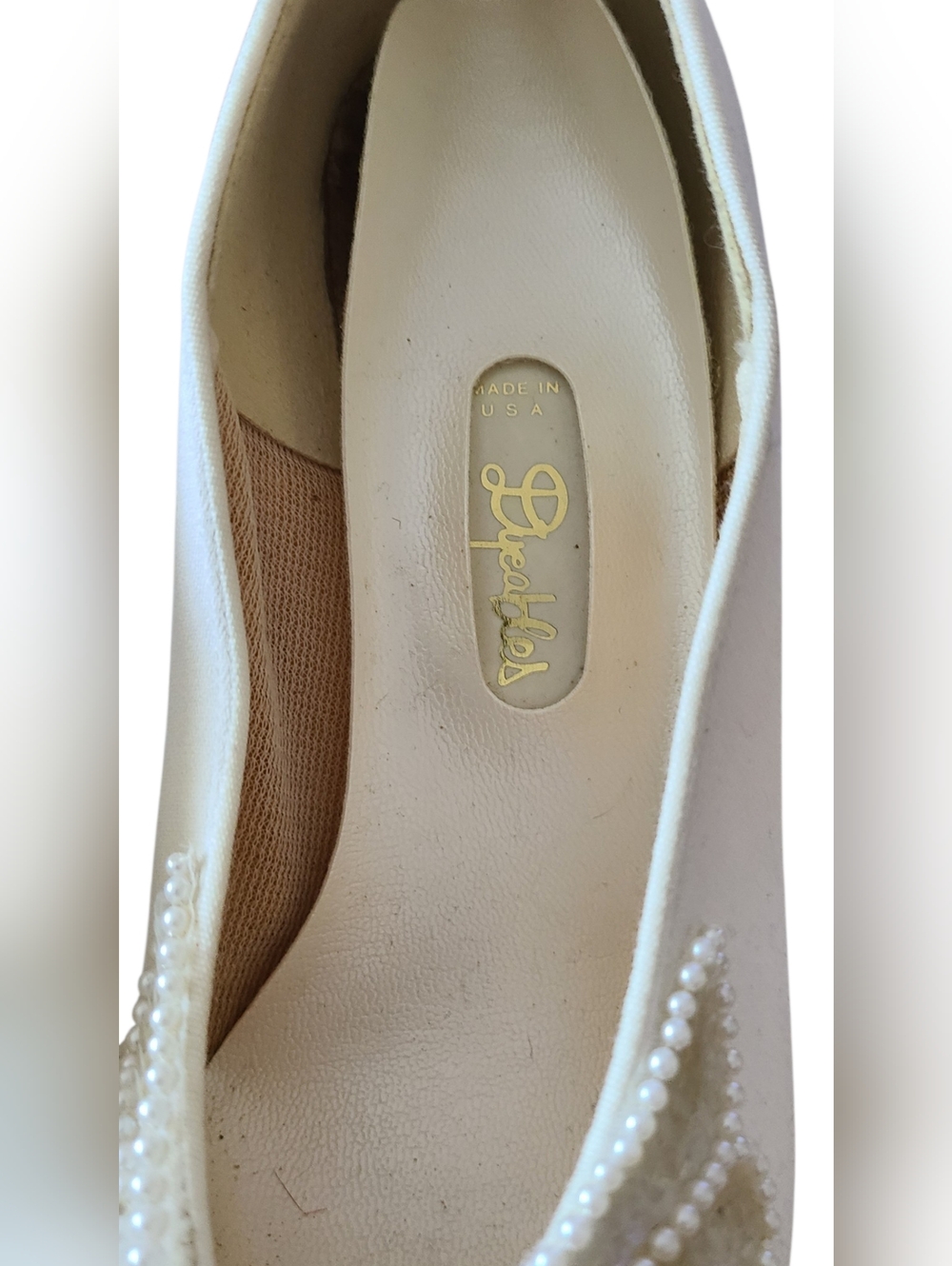 VINTAGE | DYEABLES | BRIDAL PUMPS W/FLORAL LACE APPLIQUÉ | SIZE 7 - Picture 5 of 11